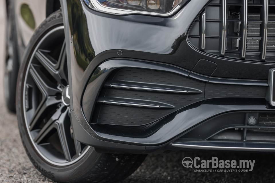 Mercedes-Benz AMG GLA H247 (2022) Exterior