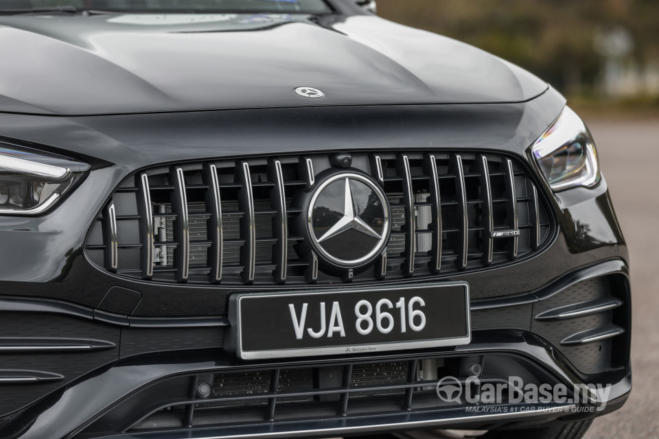 Mercedes-Benz AMG GLA H247 (2022) Exterior