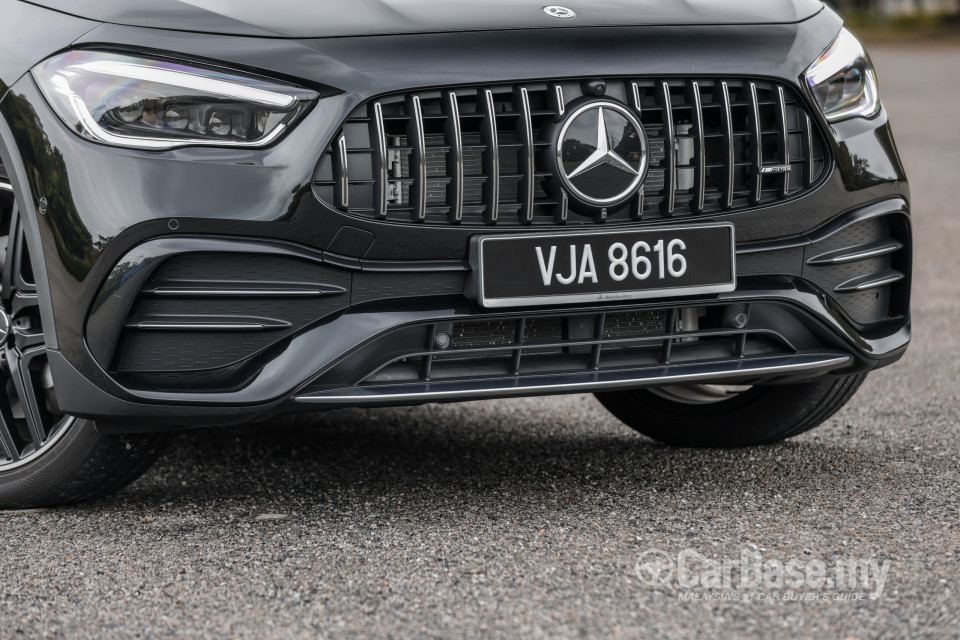 Mercedes-Benz AMG GLA H247 (2022) Exterior