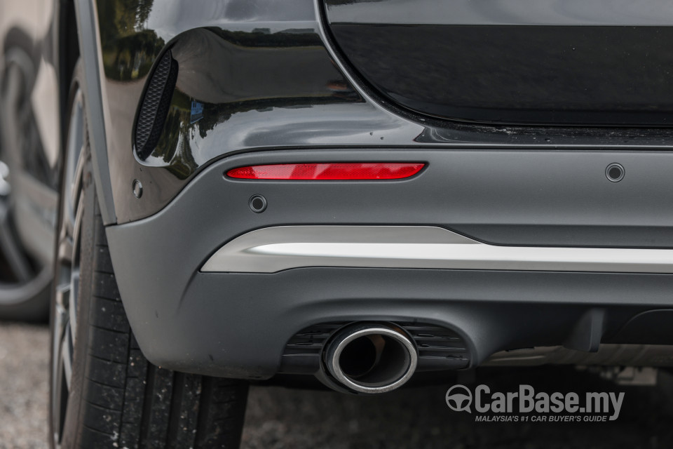 Mercedes-Benz AMG GLA H247 (2022) Exterior