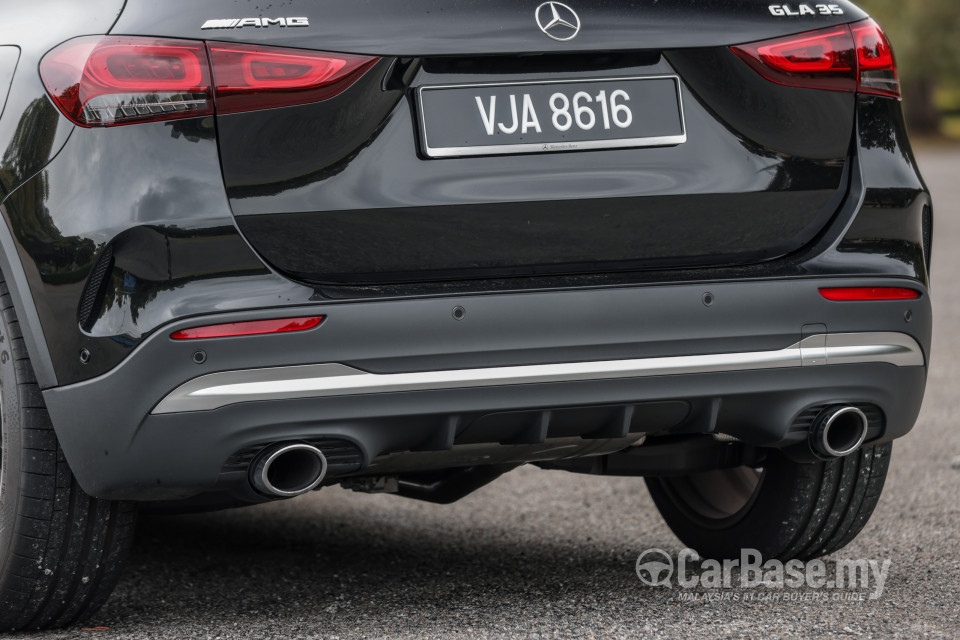 Mercedes-Benz AMG GLA H247 (2022) Exterior