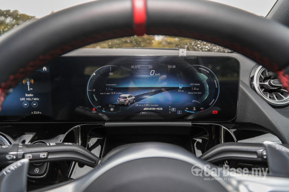 Mercedes-Benz AMG GLA H247 (2022) Interior