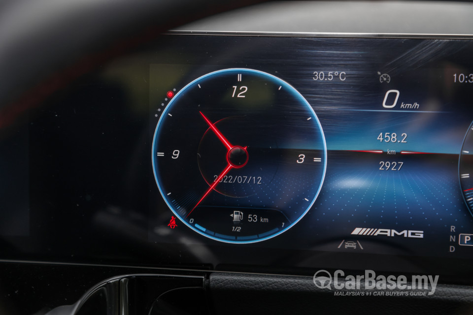 Mercedes-Benz AMG GLA H247 (2022) Interior
