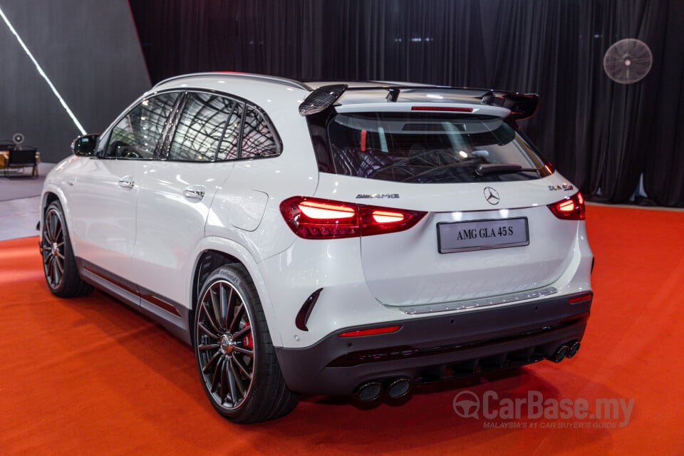 Mercedes-Benz AMG GLA H247 Facelift (2024) Exterior