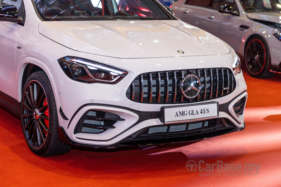Mercedes-Benz AMG GLA H247 Facelift (2024) Exterior