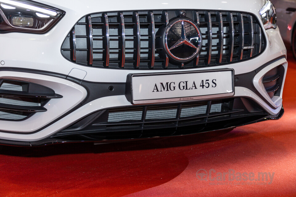 Mercedes-Benz AMG GLA H247 Facelift (2024) Exterior