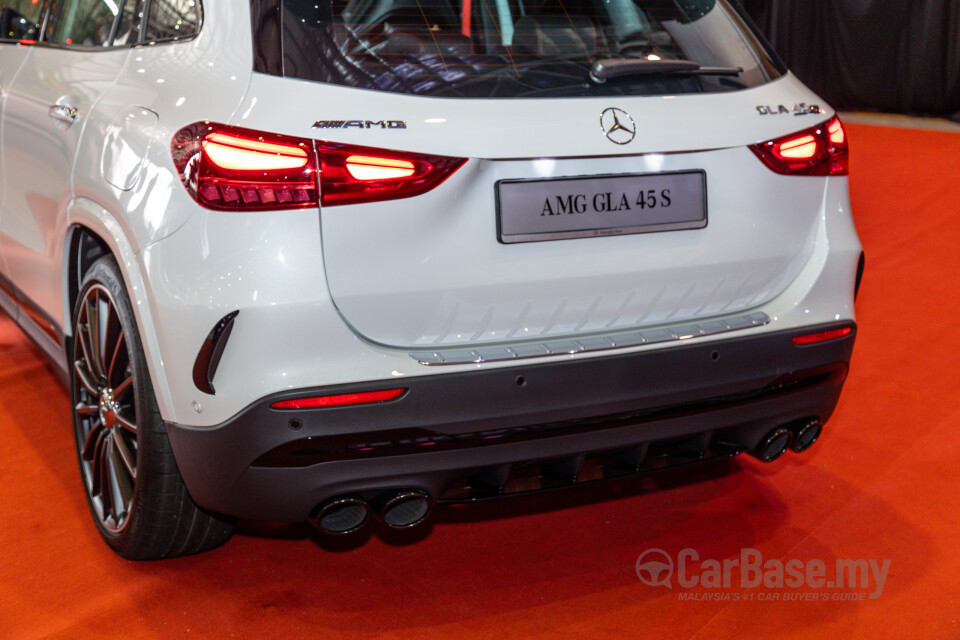Mercedes-Benz AMG GLA H247 Facelift (2024) Exterior