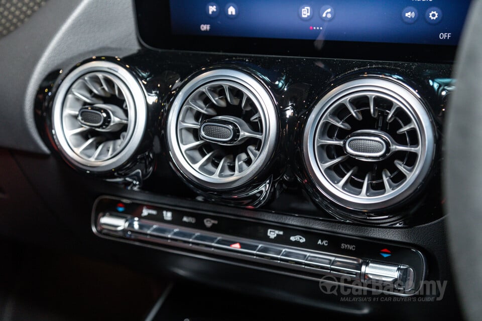 Mercedes-Benz AMG GLA H247 Facelift (2024) Interior