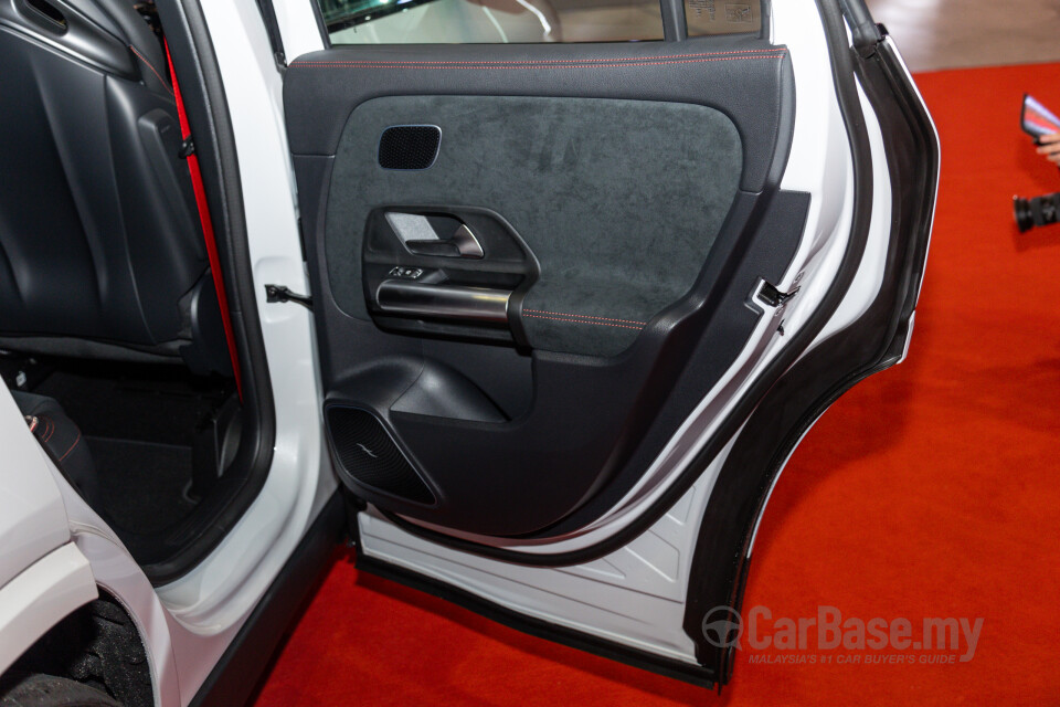 Mercedes-Benz AMG GLA H247 Facelift (2024) Interior