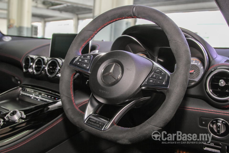 Mercedes-Benz AMG GT C190 (2015) Interior