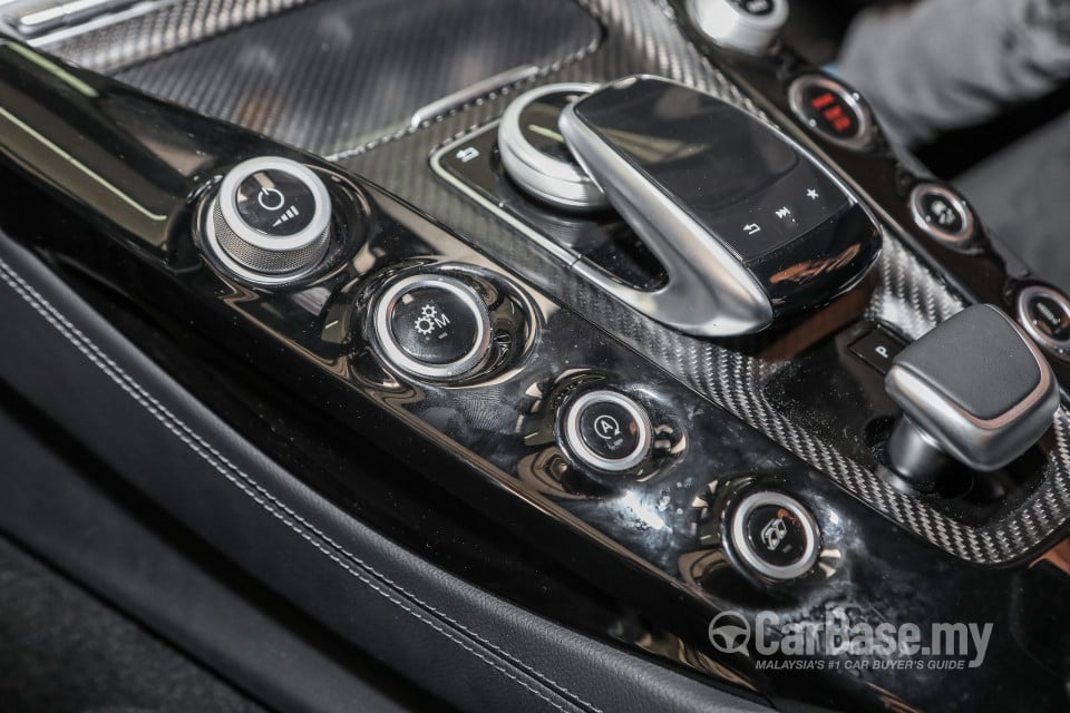 Mercedes-Benz AMG GT C190 (2015) Interior