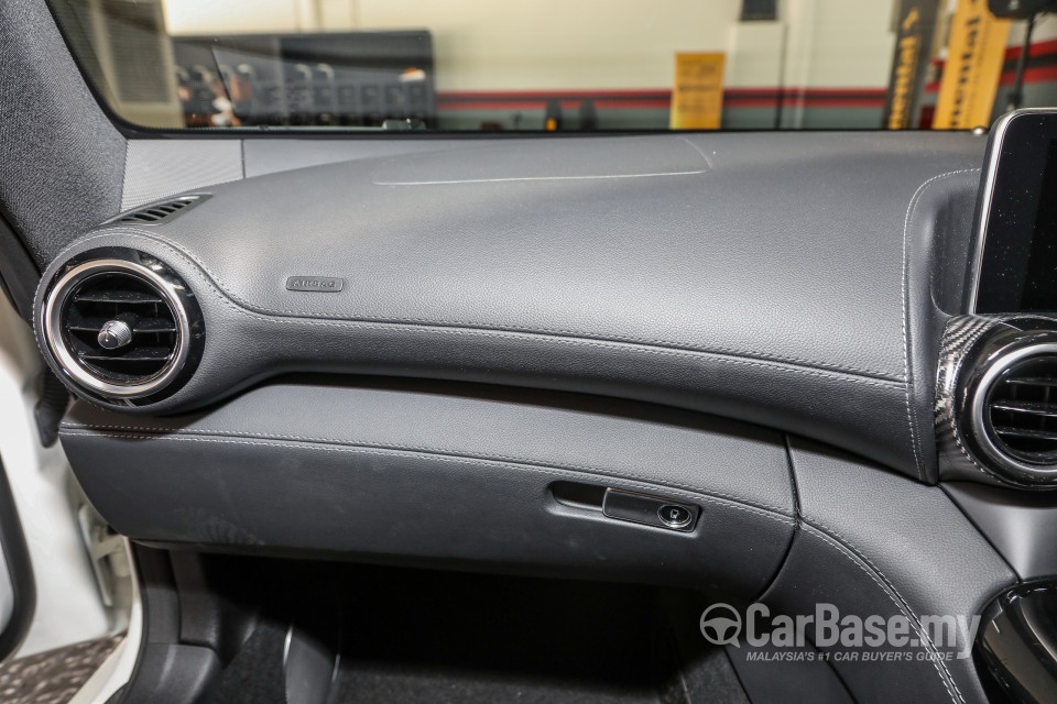 Mercedes-Benz AMG GT C190 (2015) Interior