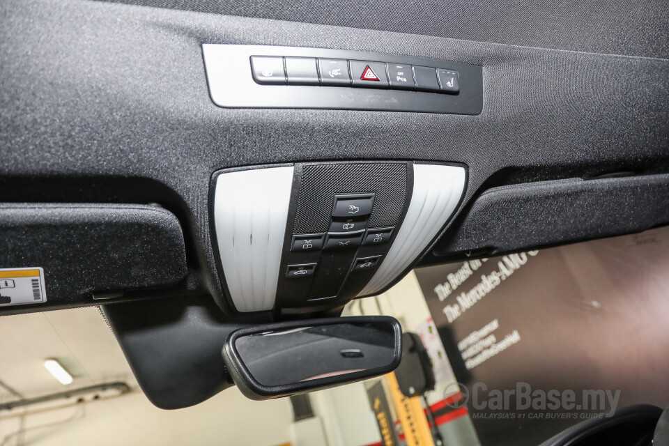 Toyota Fortuner AN160 (2016) Interior