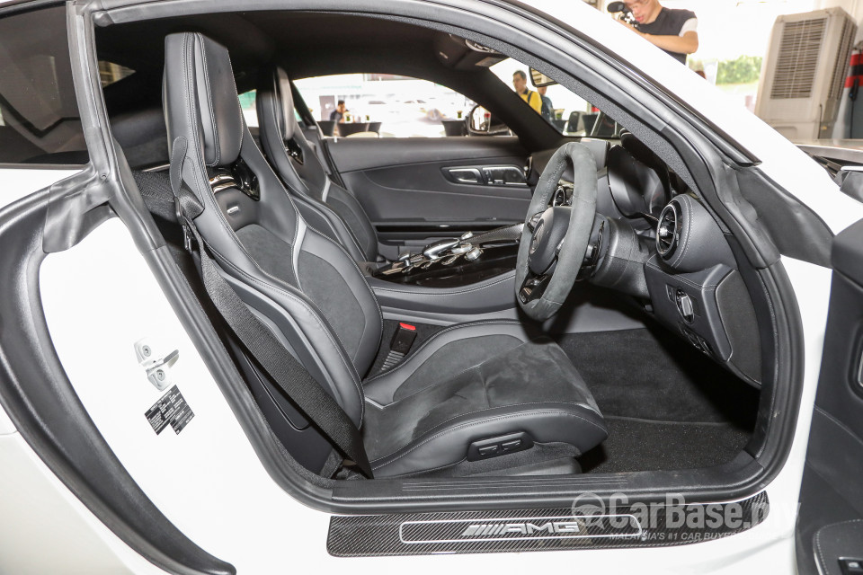 Mercedes-Benz AMG GT C190 (2015) Interior