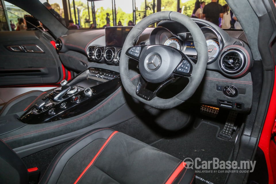 Mercedes-Benz AMG GT C190 (2015) Interior