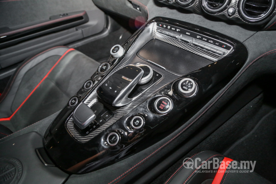 Mercedes-Benz AMG GT C190 (2015) Interior