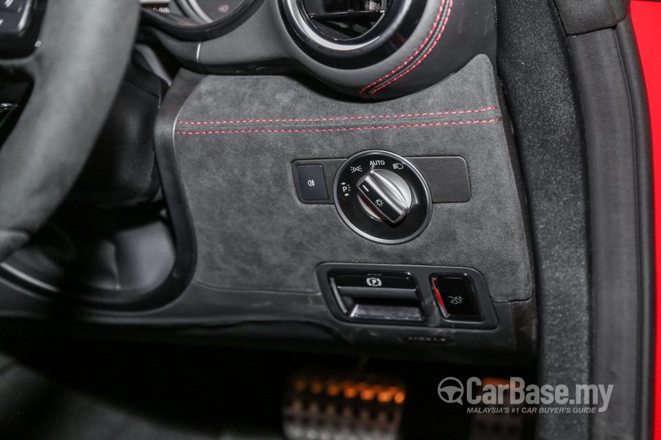Mercedes-Benz AMG GT C190 (2015) Interior