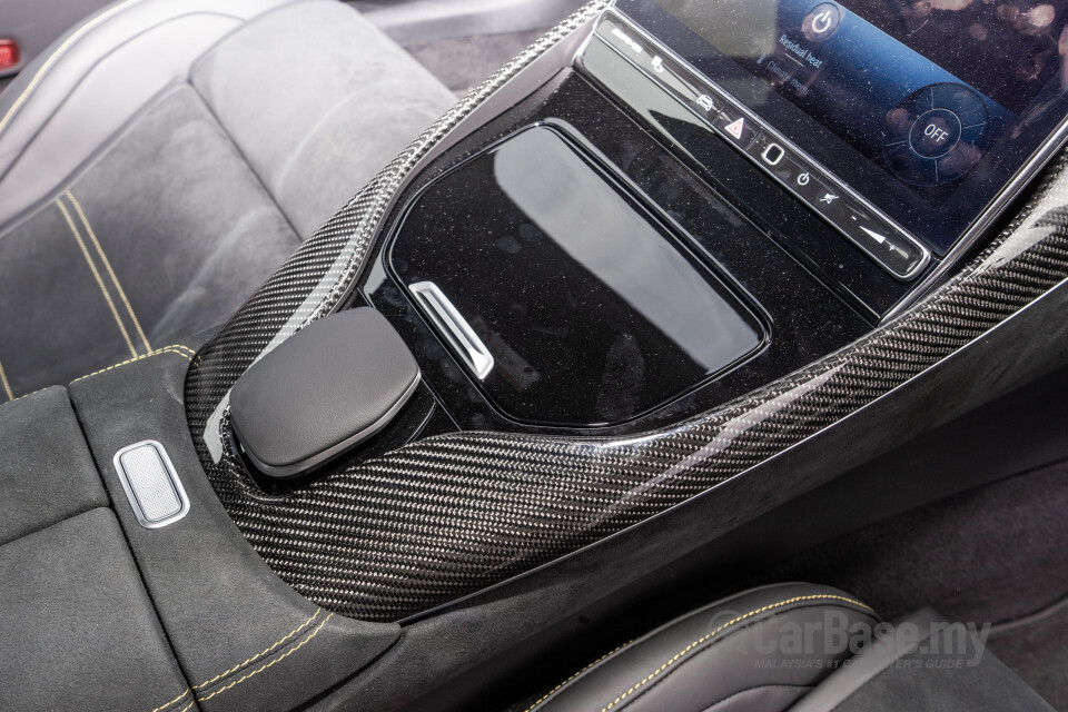 Mercedes-Benz AMG GT C192 (2025) Interior