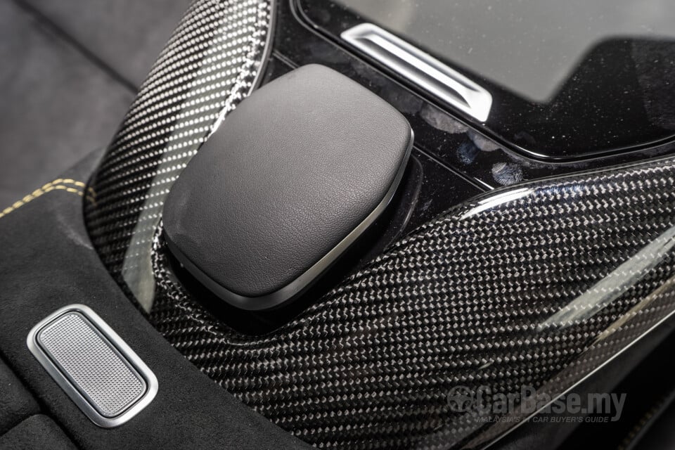 Mercedes-Benz AMG GT C192 (2025) Interior