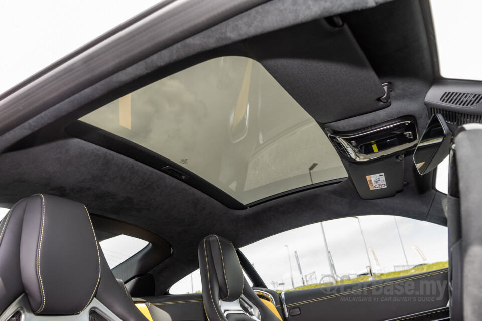 Mercedes-Benz AMG GT C192 (2025) Interior