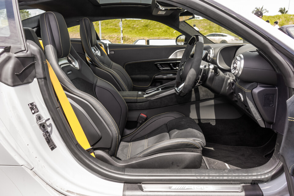 Mercedes-Benz AMG GT C192 (2025) Interior