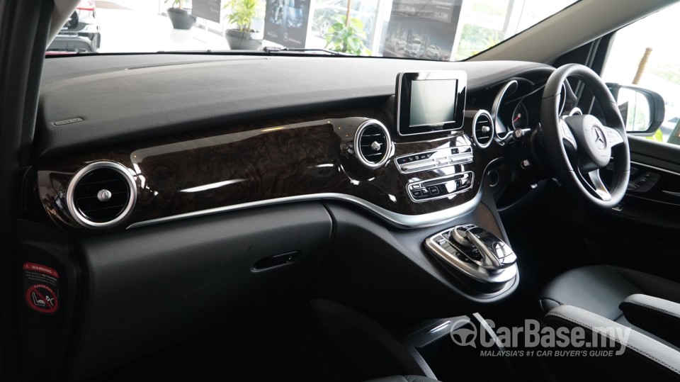 Mercedes-Benz V-Class W447 (2015) Interior