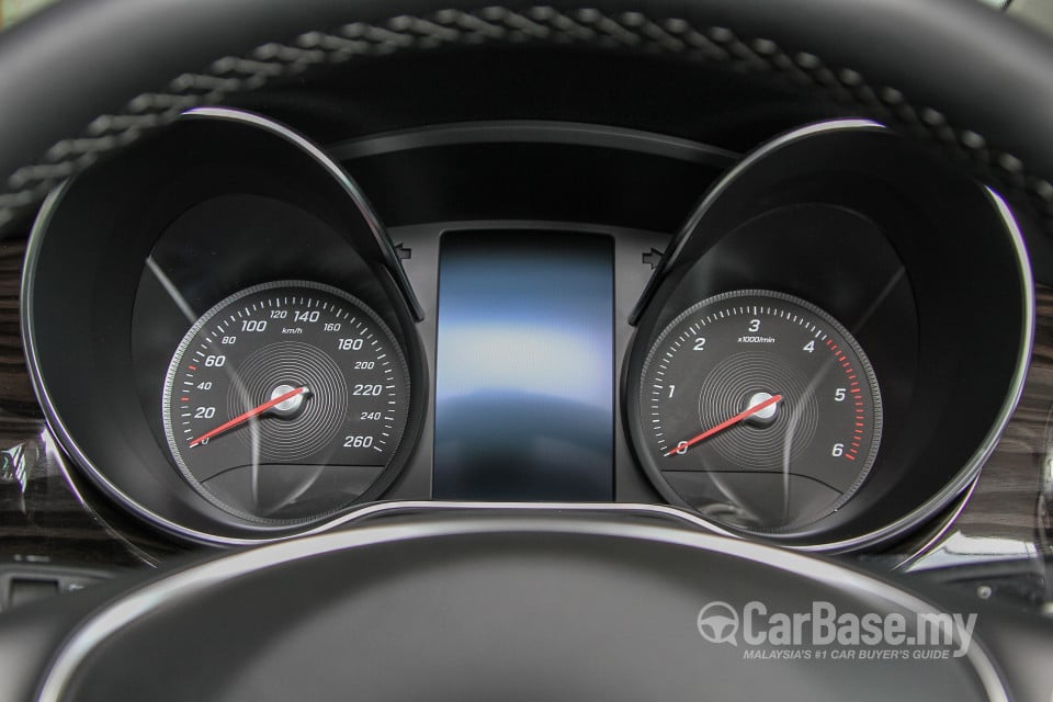 Mercedes-Benz V-Class W447 (2015) Interior