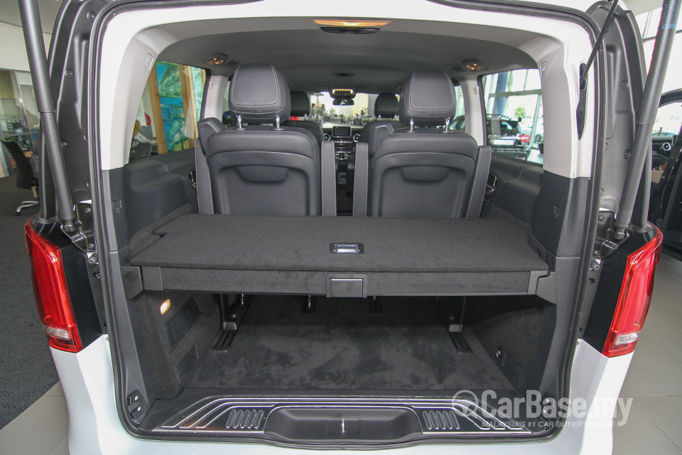 Mercedes-Benz V-Class W447 (2015) Interior