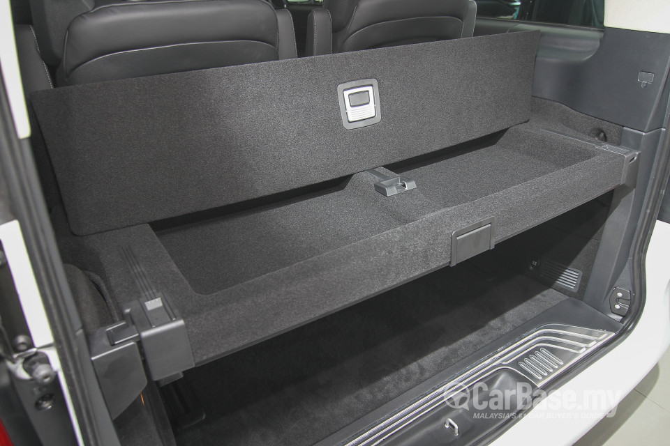 Mercedes-Benz V-Class W447 (2015) Interior