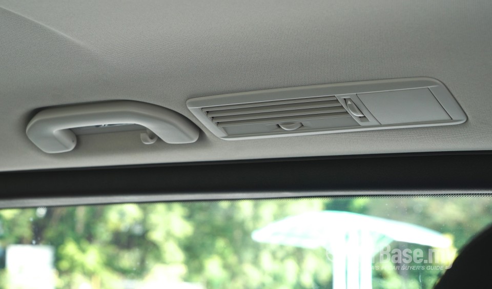 Mercedes-Benz V-Class W447 (2015) Interior