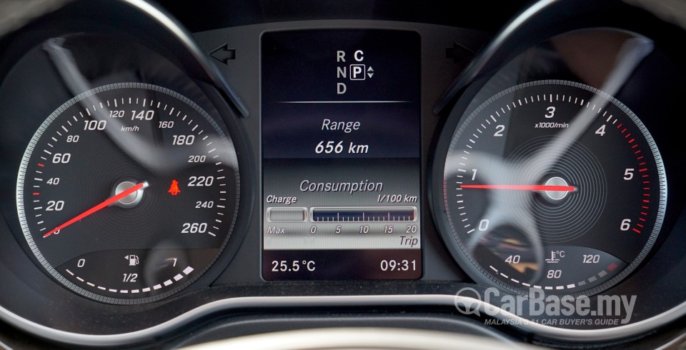 Mercedes-Benz V-Class W447 (2015) Interior