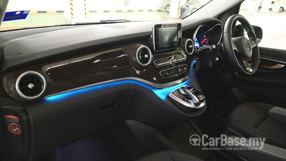 Mercedes-Benz V-Class W447 (2015) Interior