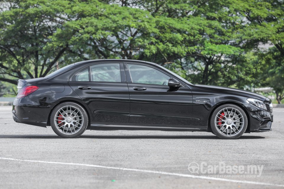 Mercedes-Benz AMG C-Class W205 AMG (2015) Exterior