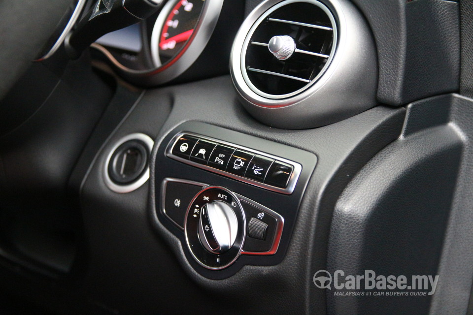 Mercedes-Benz AMG C-Class W205 AMG (2015) Interior