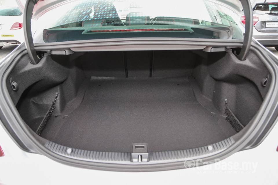Mercedes-Benz AMG C-Class W205 AMG (2015) Interior