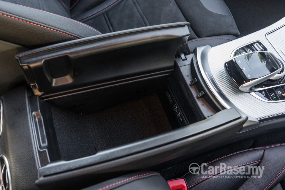 Mercedes-Benz AMG C-Class W205 AMG Facelift (2018) Interior