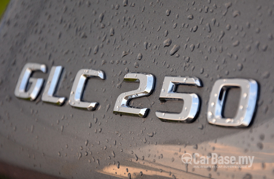 Mercedes-Benz GLC X253 (2016) Exterior