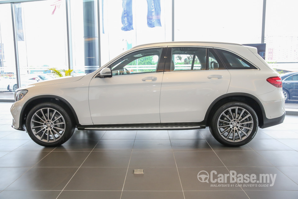Mercedes-Benz GLC X253 (2016) Exterior