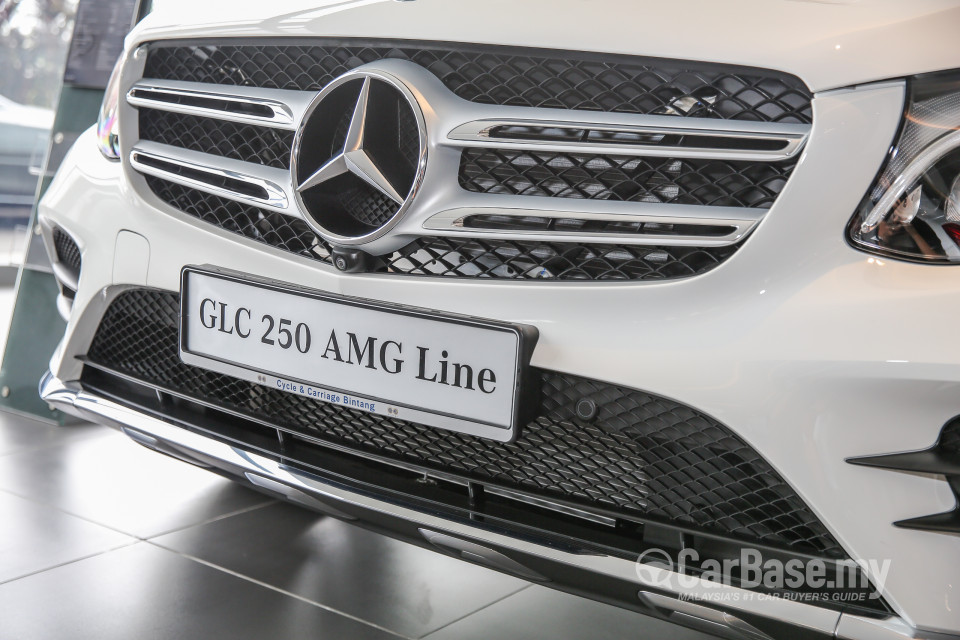 Mercedes-Benz GLC X253 (2016) Exterior