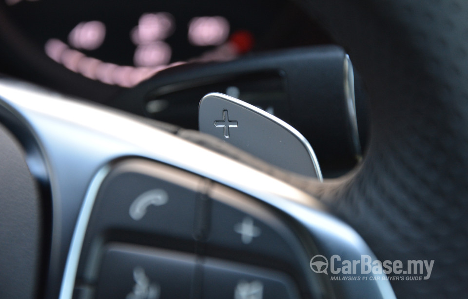 Mercedes-Benz GLC X253 (2016) Interior