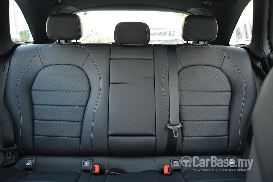 Mercedes-Benz GLC X253 (2016) Interior