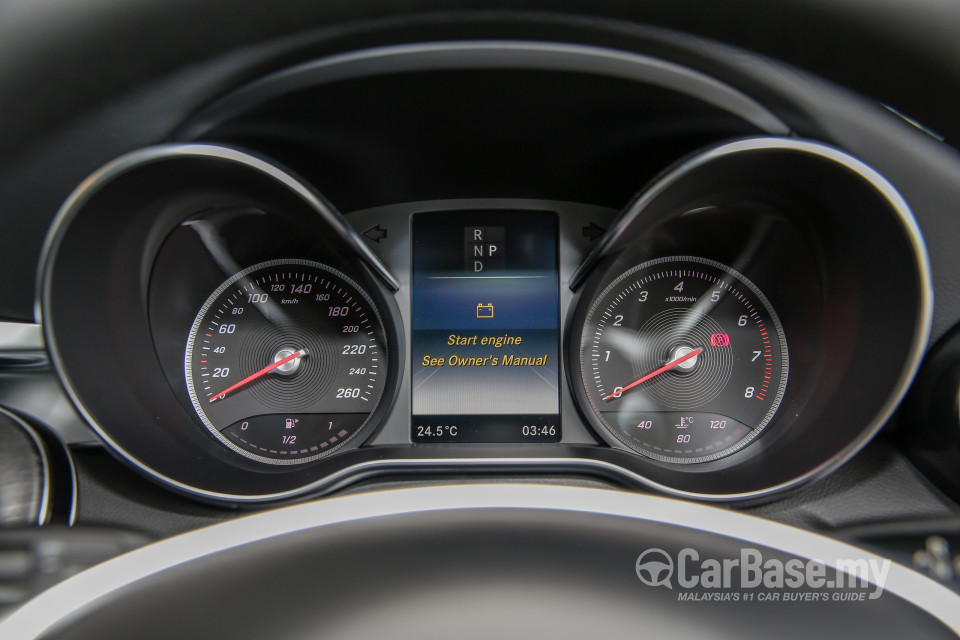 Mercedes-Benz GLC X253 (2016) Interior
