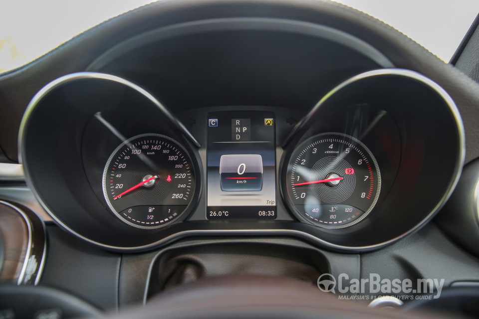 Mercedes-Benz GLC X253 (2016) Interior