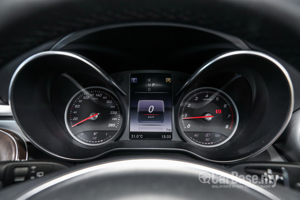 Mercedes-Benz GLC X253 (2016) Interior