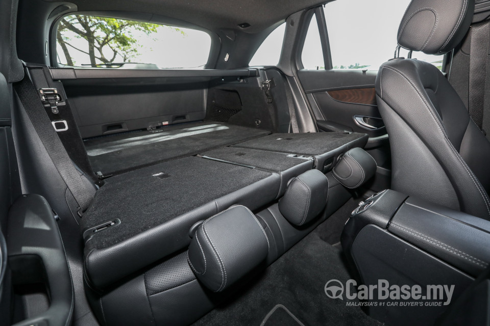 Mercedes-Benz GLC X253 (2016) Interior