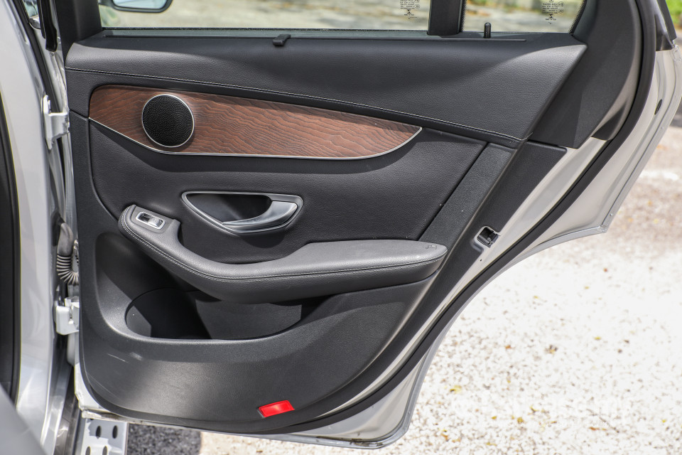 Mercedes-Benz GLC X253 (2016) Interior