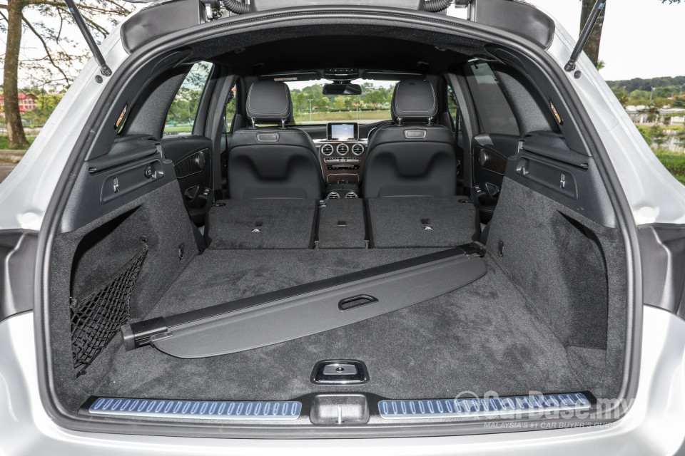 Mercedes-Benz GLC X253 (2016) Interior