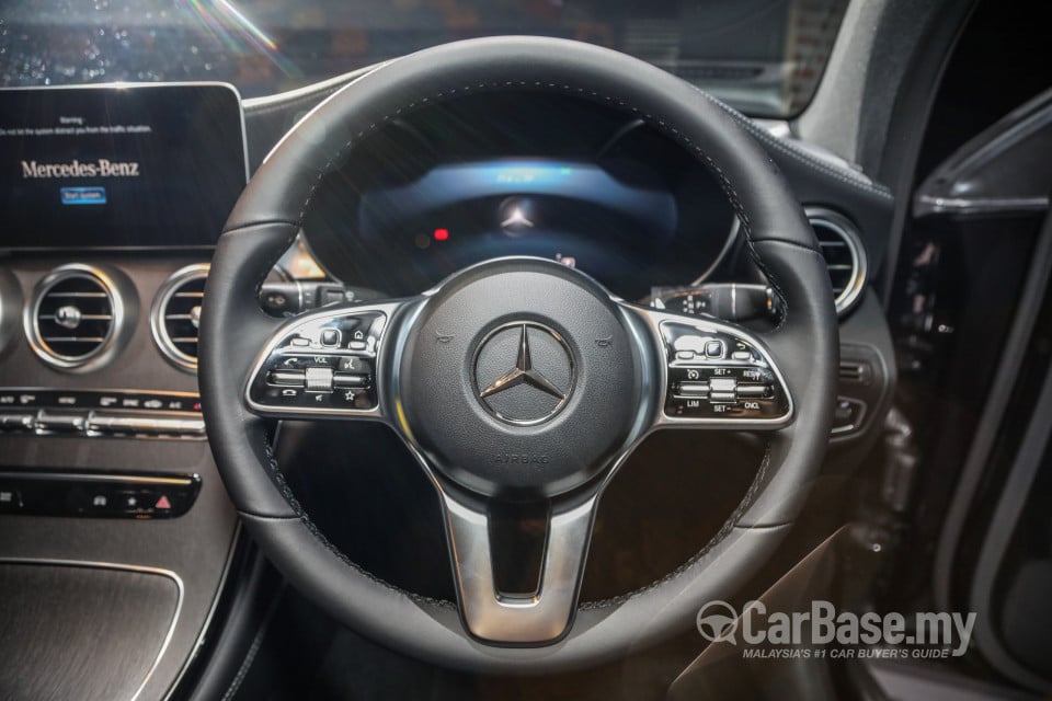 Mercedes-Benz GLC X253 Facelift (2019) Interior