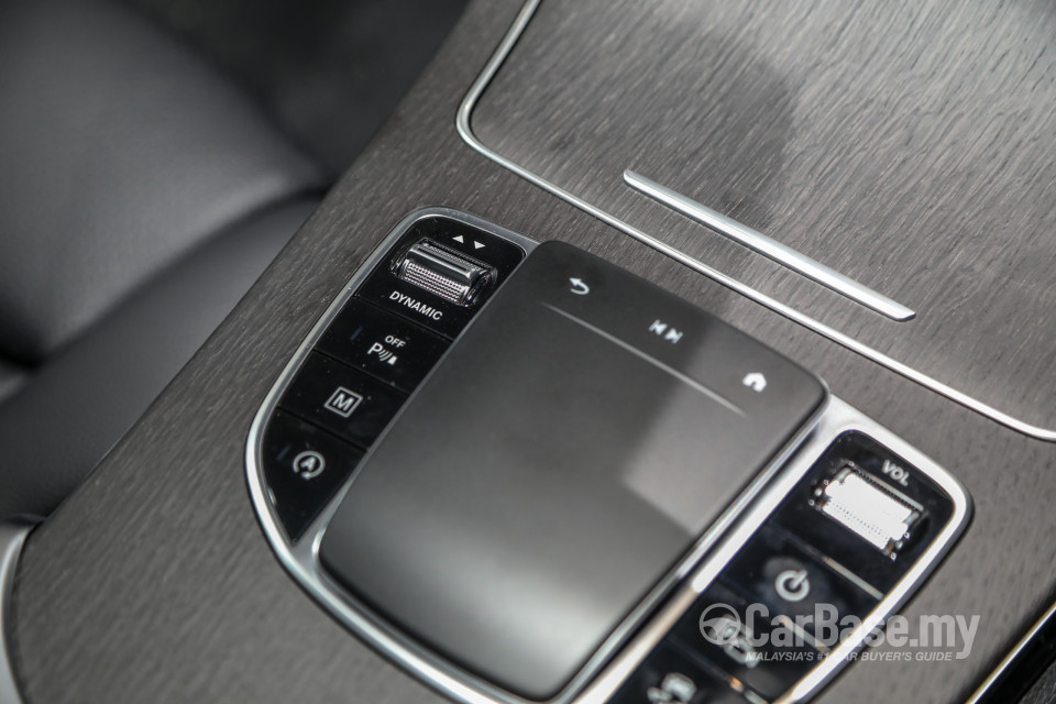 Mercedes-Benz GLC X253 Facelift (2019) Interior