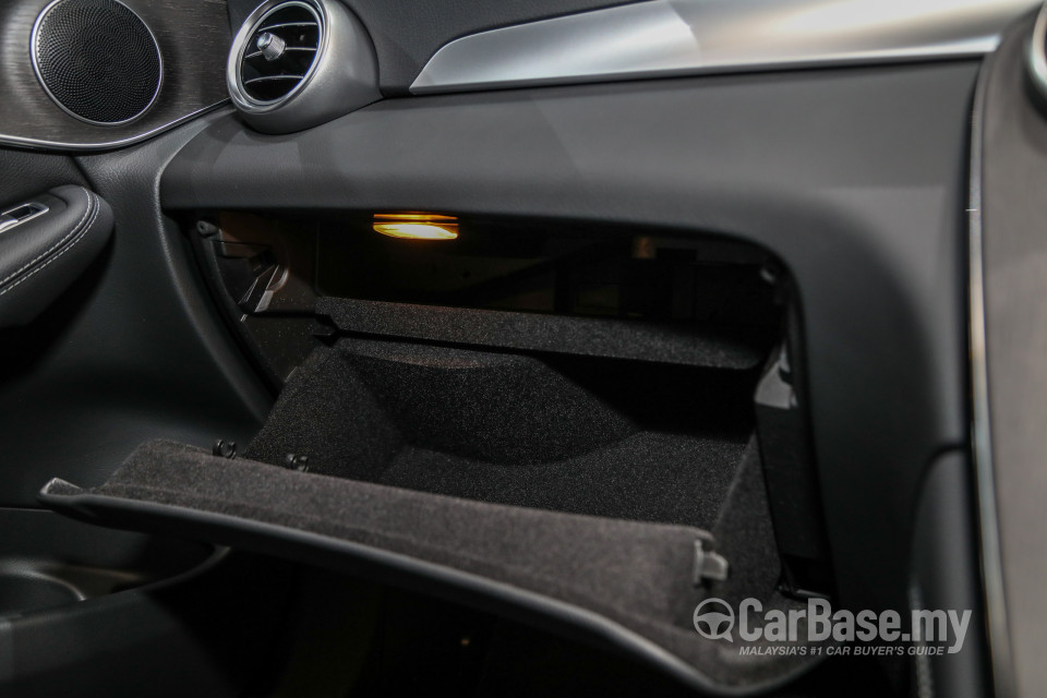 Mercedes-Benz GLC X253 Facelift (2019) Interior